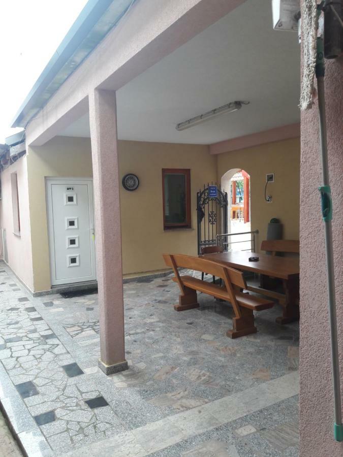 Apartments Residence V Пореч Экстерьер фото